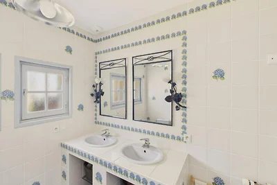 Haus in Port-Blanc in der Nähe des Strandes...