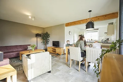 Kindvriendelijke villa met sauna in Limburg