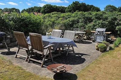 Seaside Charm in Baring - By Traum...