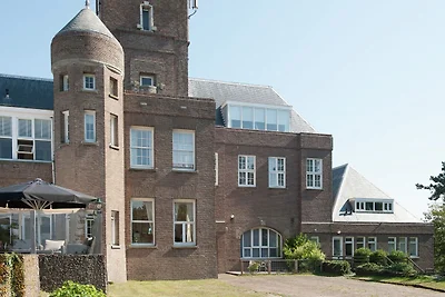 Casa d'epoca a Bergen aan Zee con vista mare