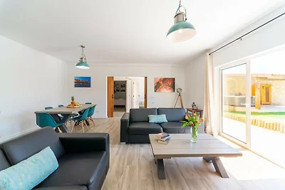 Ländliches Ferienhaus in Netos-Almagreira mit...