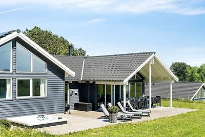 18 Personen Ferienhaus in Vejby