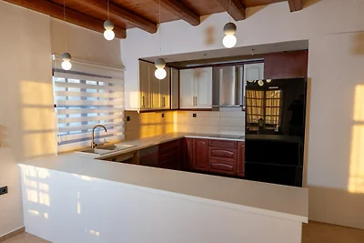 Villa in Panormo mit Pool und Strandnähe