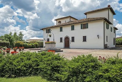 Herrliches Ferienhaus in Reggello mit Pool