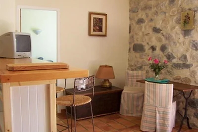 Ruhiges Ferienhaus mit Pool in der Ardèche