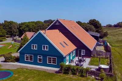 Familienvilla mit Terrasse in Andijk