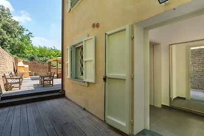 Ferienhaus in Calci mit Schwimmbecken