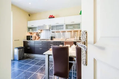 Villa in Antibes mit Pool und in Strandnähe