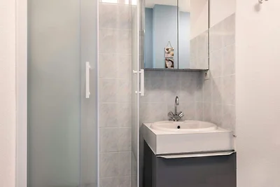 Apartment in Arzon mit Terrasse und Blick auf...