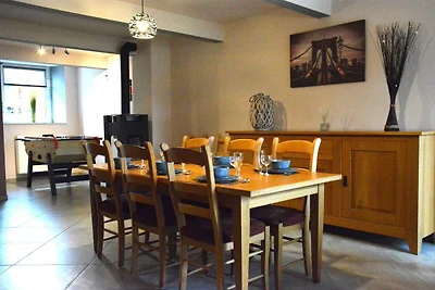 Casa vacanze a Couvin con terrazza