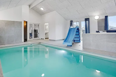 Rifugio di lusso con piscina a Kegnaes