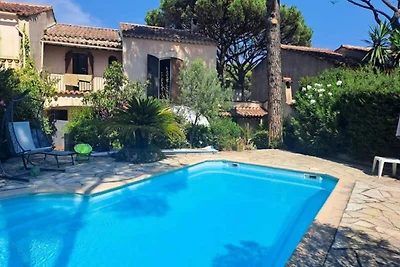 Häuser & Villen für 6 Personen