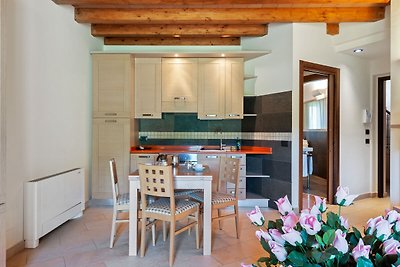 Valley-View Holiday Home in Scanno with...