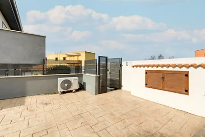 Mit privater Terrasse, 50m vom Meer