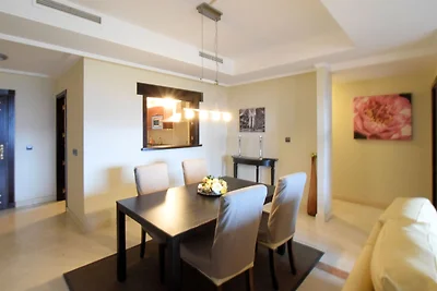 Moderne Wohnung in Ojén mit Schwimmbad