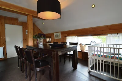Mooie, geschakelde boerderij in het Drentse...