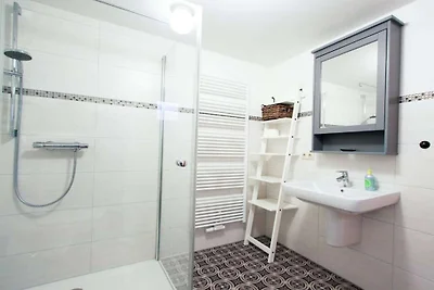 Ferienwohnung in Barth mit Schwimmbecken