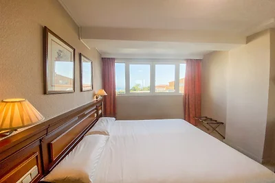 Komfortables Apartment mit Gemeinschaftspool