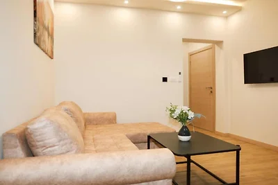 Deluxe One Bedroom Apartment with Balcony