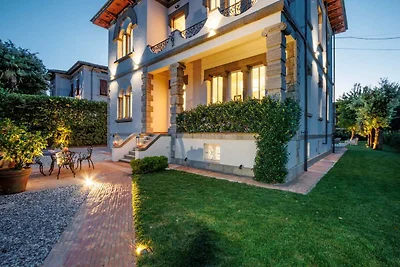 Villa in Lucca nahe historischen Mauern