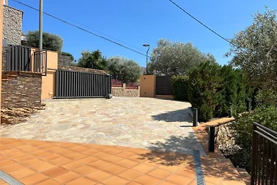 Vakantiehuis in Roses met zwembad