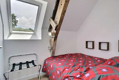 Schönes Ferienhaus in Neulliac