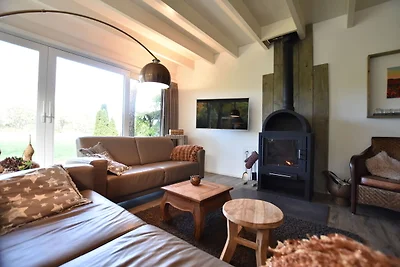 Moderna casa vacanze con vasca idromassaggio
