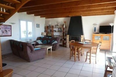 Ferienhaus in Plouhinec mit Terrasse