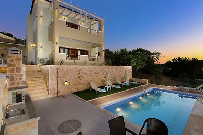 Villa in Achlades Kreta mit privatem Pool