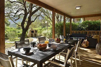 Chalet in Ferienanlage mit direktem Meerzugan...