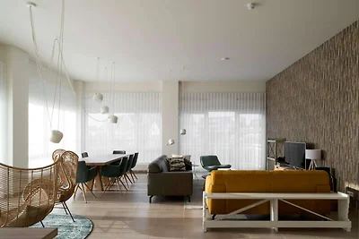 Luxuriöses Penthouse mit 3 Badezimmern, 200m ...