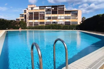 Ferienhaus in Port Venus mit Zugang zum Pool