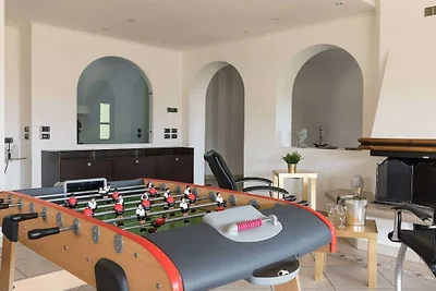 Villa mit 4 Schlafzimmer