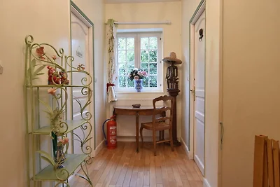 Tranquillo cottage a Englancourt con terrazza