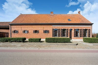 Gemütlich Bauernhaus in Merksplas in einer wu...