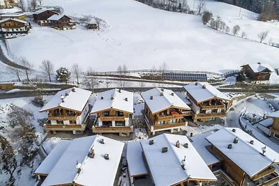 Chalet in Neukirchen bij Skilift & Sauna