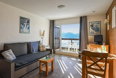 Scenic Mountain View Apartment for 2