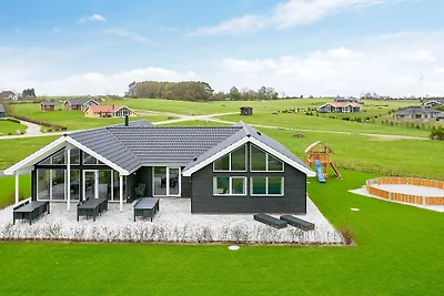 18 Personen Ferienhaus in Faaborg