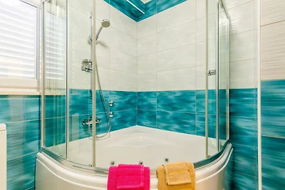 Villa Mateo - Three Bedroom Apartment with Te...