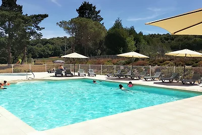 Villa con terrazza privata e piscina in...