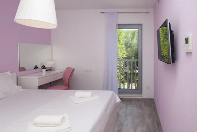 Apartments Dva Galeba - Comfort One Bedroom A...