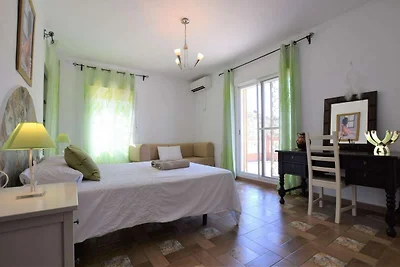 Luxuriöses Ferienhaus mit privatem Pool