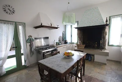 Lussuosa casa vacanze con giardino a Romano...