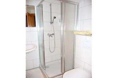 Ferienhaus in Gnesau mit Schwimmbecken
