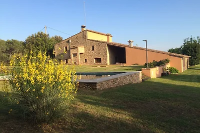 Villa moderna a Pontós con piscina privata