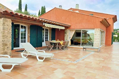 Villa in Carqueiranne met zwembad