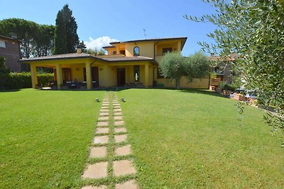 Moderne Villa in Marsciano Perugia mit privat...