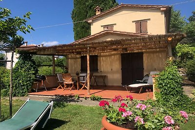 Schönes Ferienhaus mit Pool in Monterchi