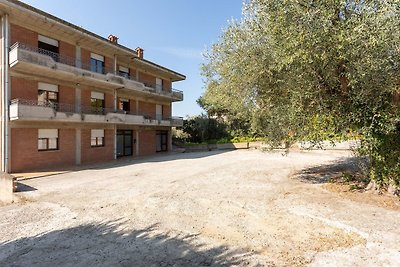 Elegante appartamento con piscina