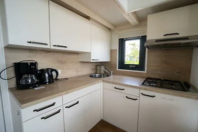 Ferienhaus in Bovenkarspel mit Terrasse